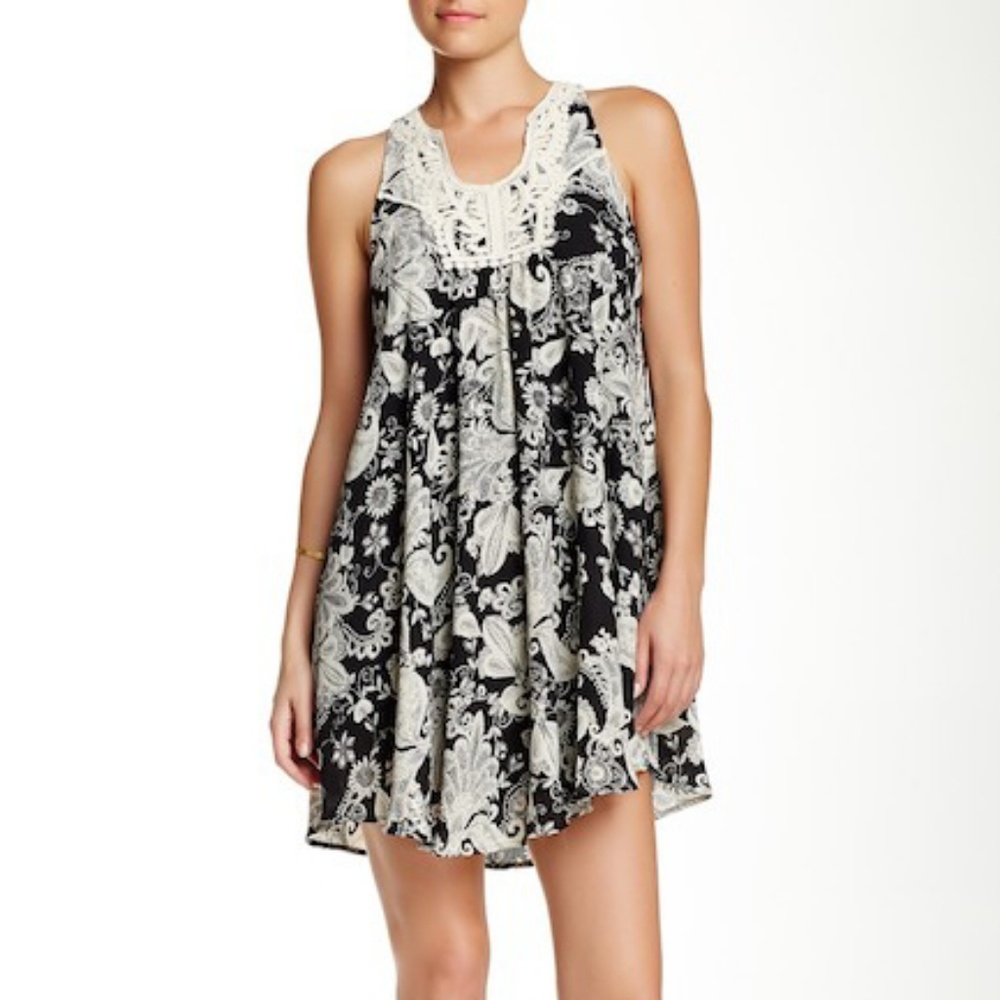 Collective Concepts Swing Dress - EUC